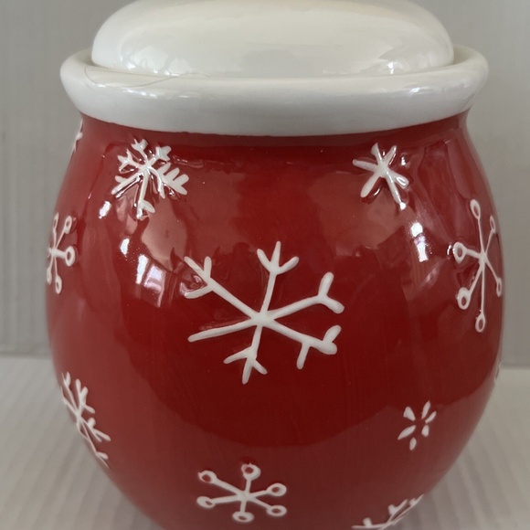 Hallmark Christmas Cookie Jar & Lid Ceramic Red Snowman & Snowflakes 5" x 7.5" - Picture 5 of 10